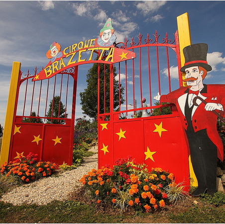 Fleurissement 2015 — En piste avec le cirque Brazetta